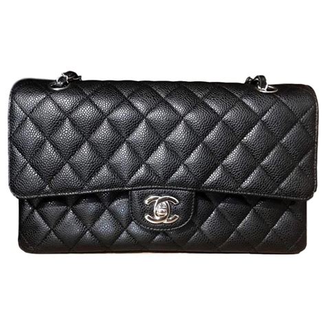 bolso chanel negro clasico|Clásico .